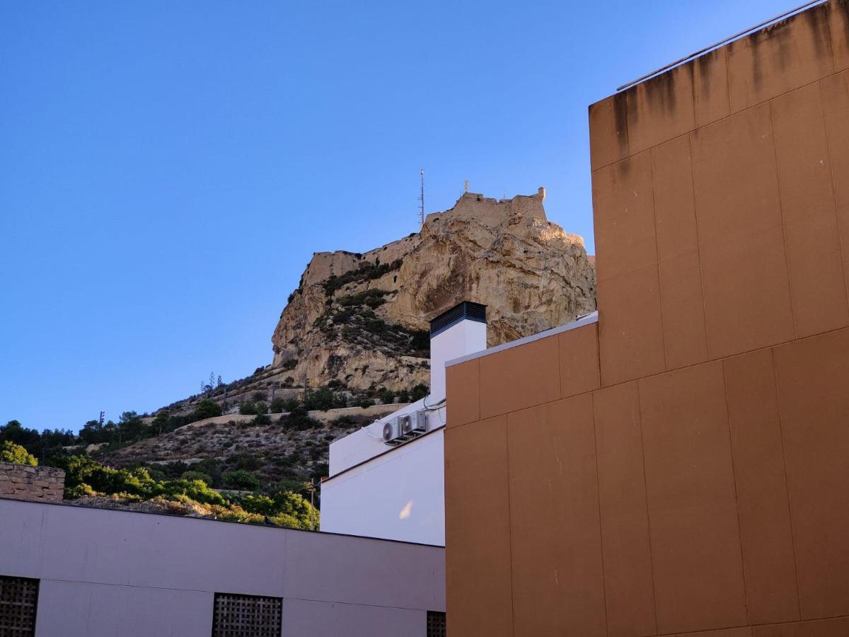 Apartamento Palm Square - One Minute From The Sea! Alicante Exterior foto